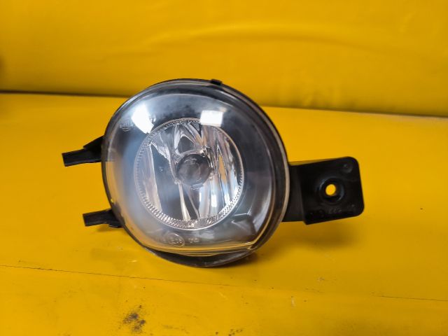 bontott TOYOTA YARIS Jobb Ködfényszóró