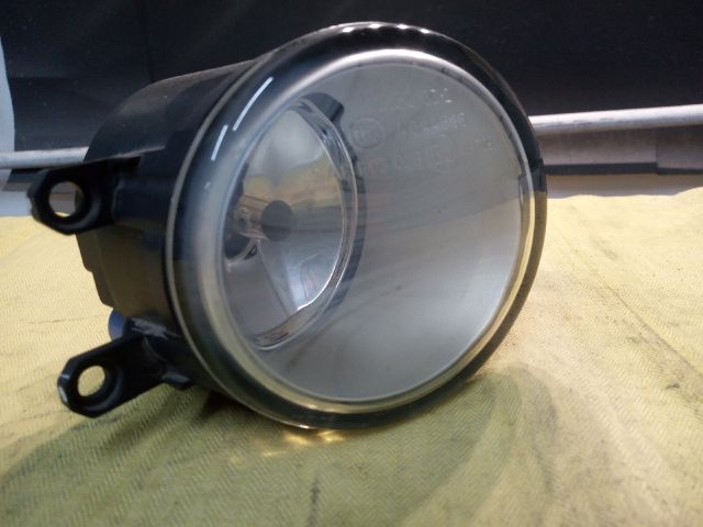 bontott TOYOTA YARIS Jobb Ködfényszóró