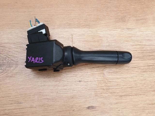 bontott TOYOTA YARIS Jobb Kormánykapcsoló Ablaktörlő