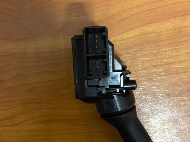 bontott TOYOTA YARIS Jobb Kormánykapcsoló Ablaktörlő