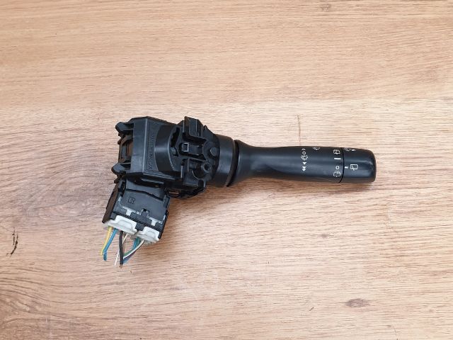 bontott TOYOTA YARIS Jobb Kormánykapcsoló Ablaktörlő