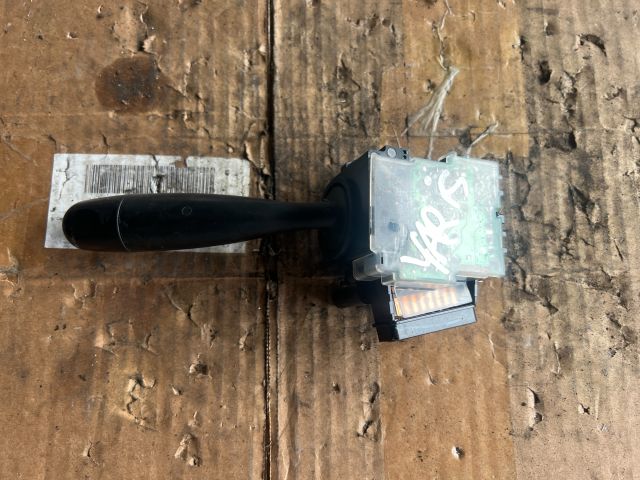 bontott TOYOTA YARIS Jobb Kormánykapcsoló Ablaktörlő