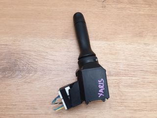 bontott TOYOTA YARIS Jobb Kormánykapcsoló Ablaktörlő