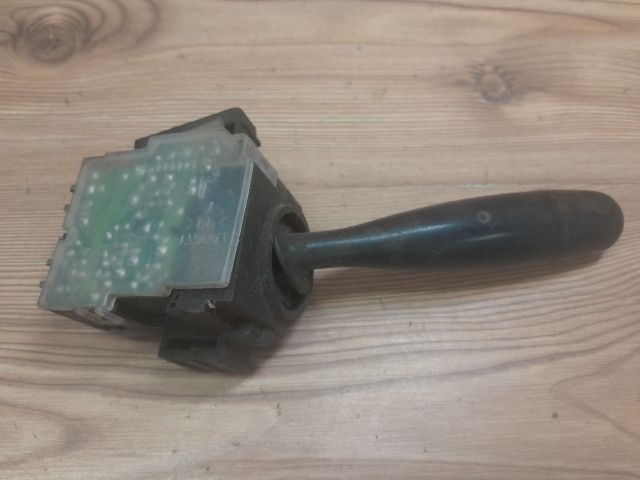 bontott TOYOTA YARIS Jobb Kormánykapcsoló Ablaktörlő