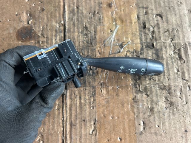 bontott TOYOTA YARIS Jobb Kormánykapcsoló Ablaktörlő