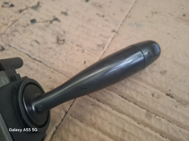 bontott TOYOTA YARIS Jobb Kormánykapcsoló Ablaktörlő