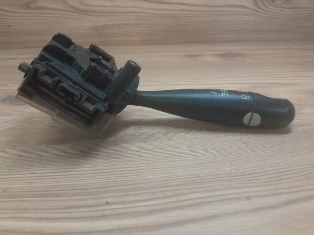 bontott TOYOTA YARIS Jobb Kormánykapcsoló Ablaktörlő