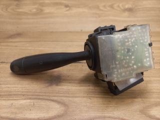 bontott TOYOTA YARIS Jobb Kormánykapcsoló Ablaktörlő