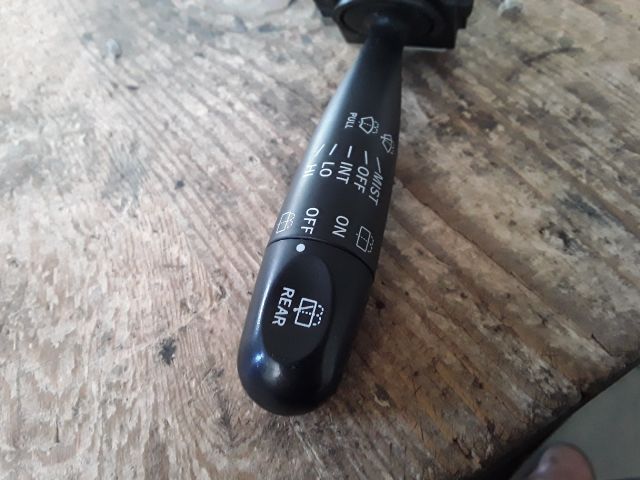 bontott TOYOTA YARIS Jobb Kormánykapcsoló Ablaktörlő