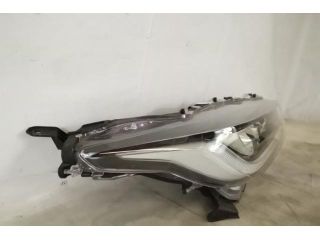 bontott TOYOTA YARIS Jobb Ledes Fényszóró