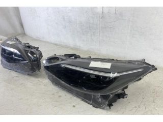 bontott TOYOTA YARIS Jobb Ledes Fényszóró