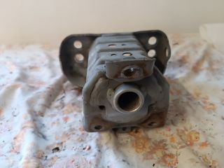 bontott TOYOTA YARIS Jobb Lökhárító Tartó Nyúlványvég