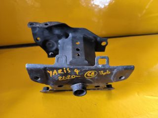 bontott TOYOTA YARIS Jobb Lökhárító Tartó Nyúlványvég