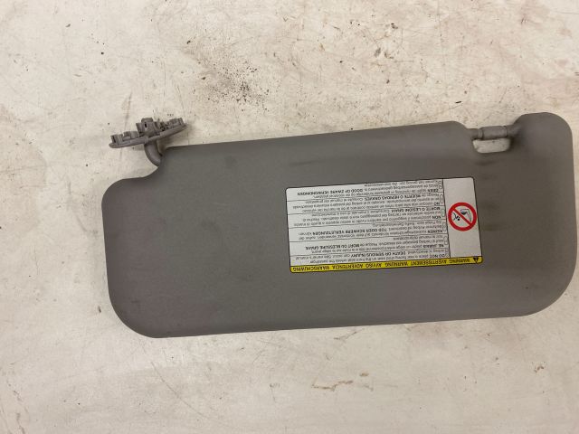 bontott TOYOTA YARIS Jobb Napellenző