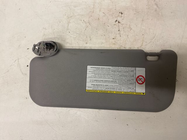 bontott TOYOTA YARIS Jobb Napellenző