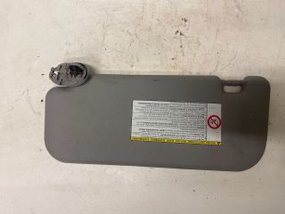 bontott TOYOTA YARIS Jobb Napellenző