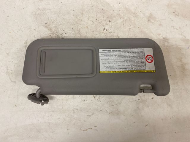 bontott TOYOTA YARIS Jobb Napellenző