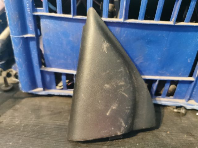 bontott TOYOTA YARIS Jobb Visszapillantó Tükör Burkolat