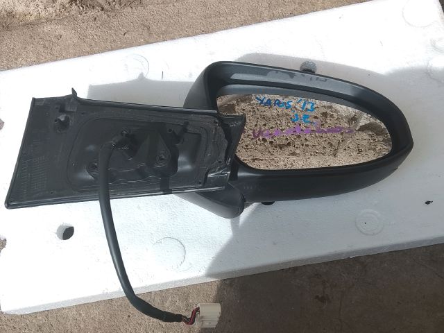 bontott TOYOTA YARIS Jobb Visszapillantó Tükör (Elektromos)