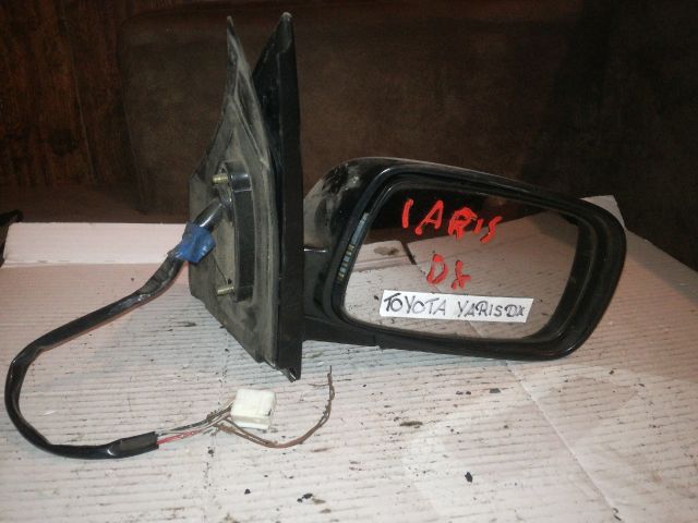 bontott TOYOTA YARIS Jobb Visszapillantó Tükör (Elektromos)