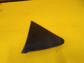 bontott TOYOTA YARIS Jobb Visszapillantó Tükör Előtti Burkolat