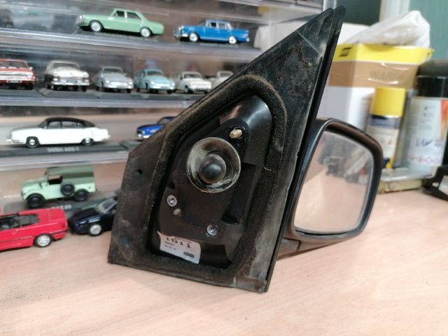 bontott TOYOTA YARIS Jobb Visszapillantó Tükör (Mechanikus)