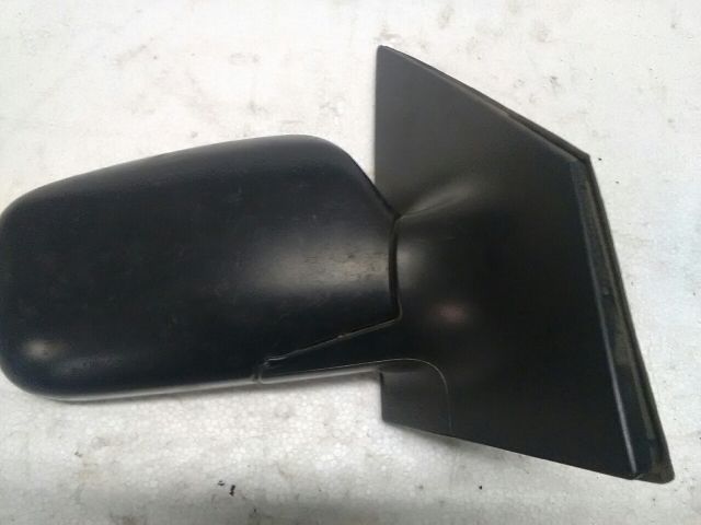 bontott TOYOTA YARIS Jobb Visszapillantó Tükör (Mechanikus)