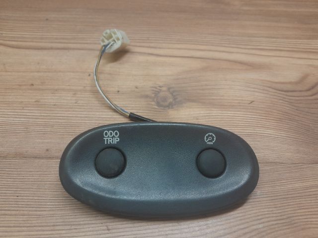 bontott TOYOTA YARIS Kapcsoló (Magában)