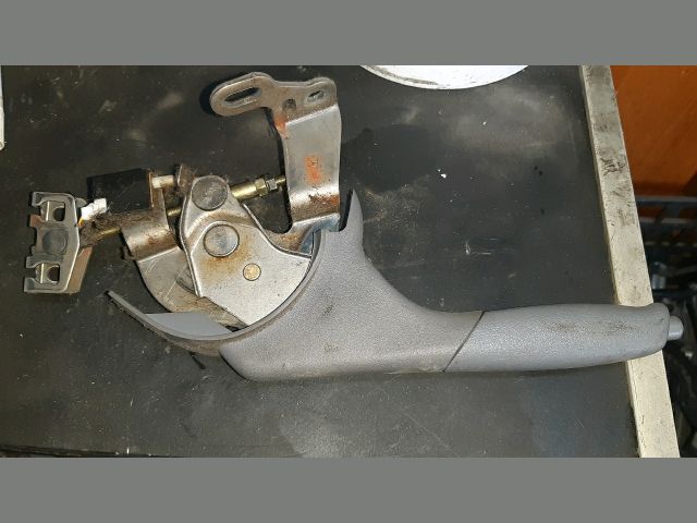 bontott TOYOTA YARIS Kézifék Kar