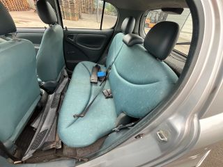 bontott TOYOTA YARIS Kilométeróra Keret