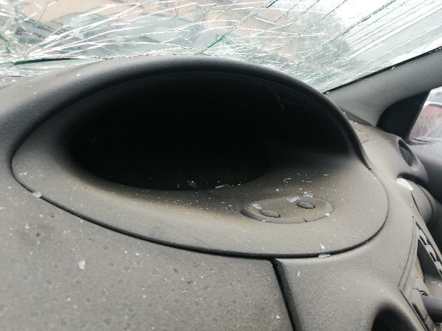 bontott TOYOTA YARIS Kilométeróra Keret