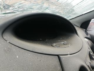 bontott TOYOTA YARIS Kilométeróra Keret