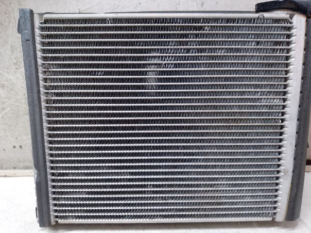 bontott TOYOTA YARIS Klíma Párologtató