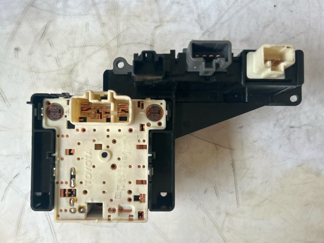 bontott TOYOTA YARIS Kombinált Kapcsoló