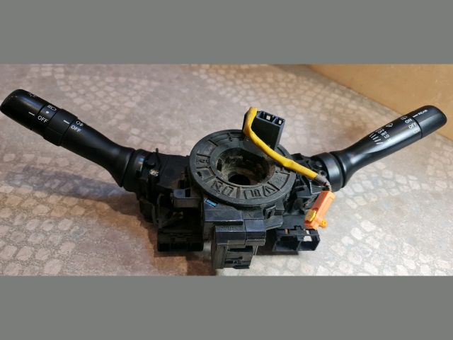 bontott TOYOTA YARIS Komplett Kormánykapcsoló (Bajuszkapcsoló)