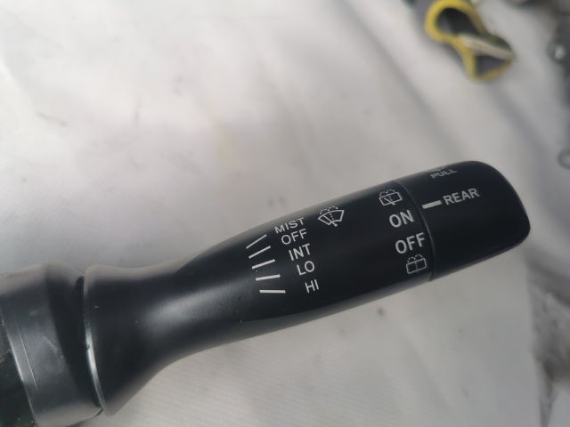 bontott TOYOTA YARIS Komplett Kormánykapcsoló (Bajuszkapcsoló)