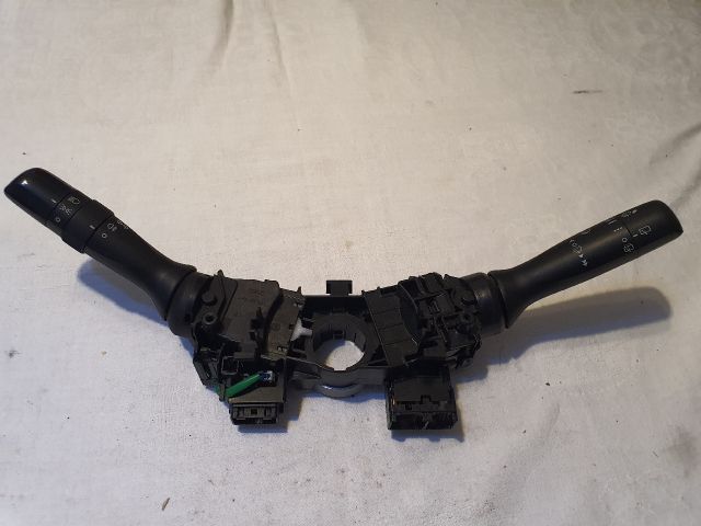 bontott TOYOTA YARIS Komplett Kormánykapcsoló (Bajuszkapcsoló)