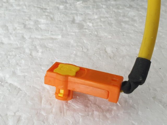 bontott TOYOTA YARIS Komplett Kormánykapcsoló (Bajuszkapcsoló)