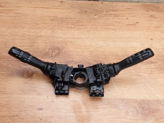 bontott TOYOTA YARIS Komplett Kormánykapcsoló (Bajuszkapcsoló)