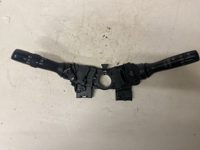 bontott TOYOTA YARIS Komplett Kormánykapcsoló (Bajuszkapcsoló)