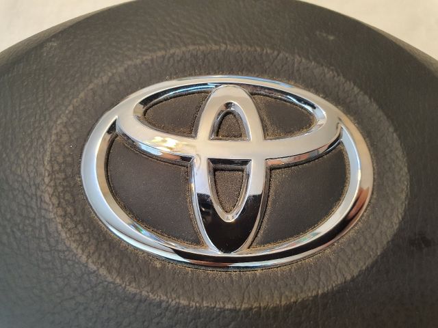 bontott TOYOTA YARIS Kormánylégzsák