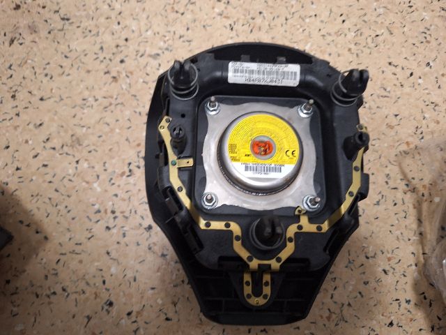 bontott TOYOTA YARIS Kormánylégzsák