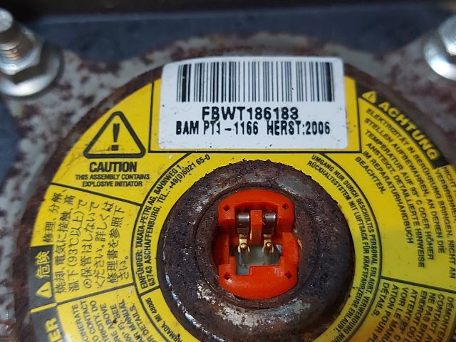 bontott TOYOTA YARIS Kormánylégzsák