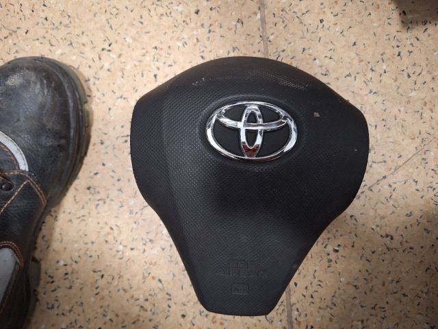 bontott TOYOTA YARIS Kormánylégzsák