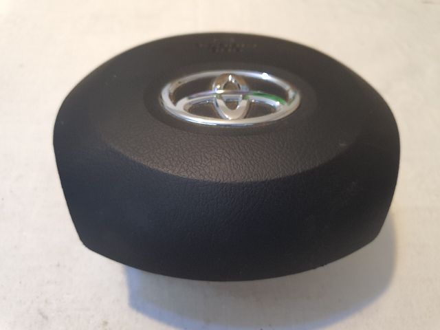 bontott TOYOTA YARIS Kormánylégzsák