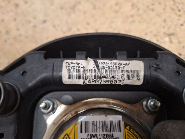 bontott TOYOTA YARIS Kormánylégzsák