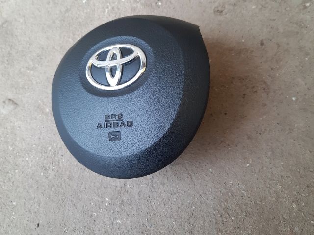 bontott TOYOTA YARIS Kormánylégzsák