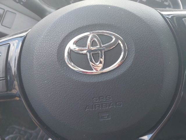 bontott TOYOTA YARIS Kormánylégzsák