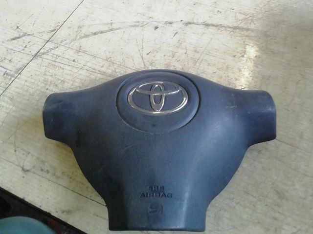 bontott TOYOTA YARIS Kormánylégzsák