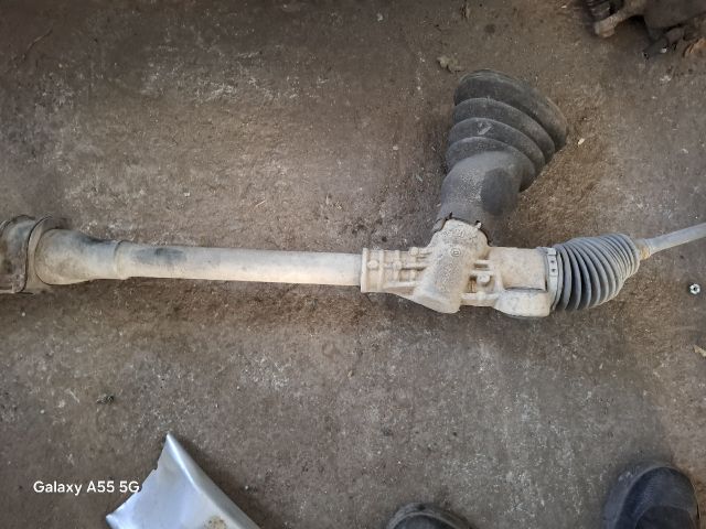 bontott TOYOTA YARIS Kormánymű Nem szervós